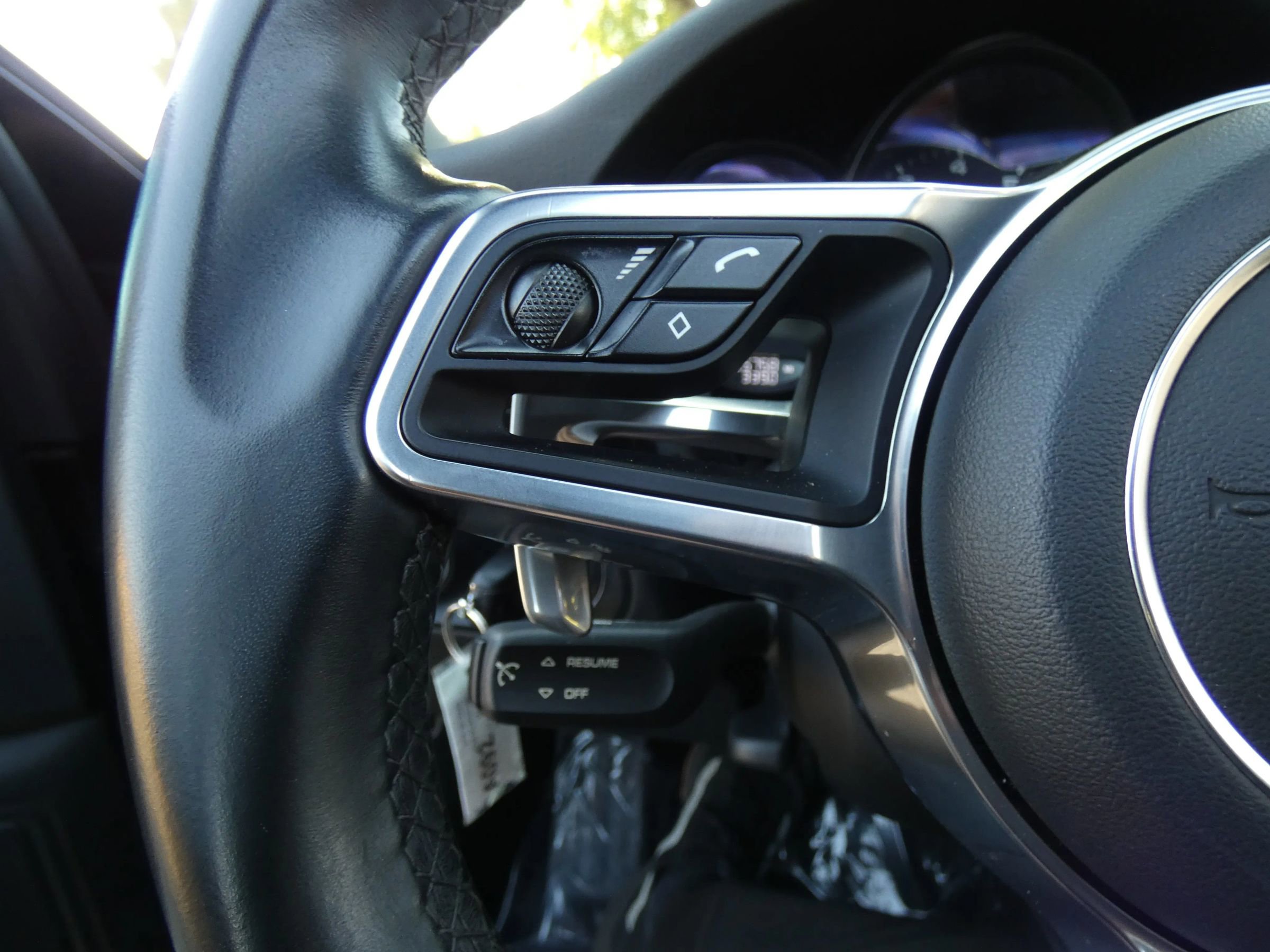 Used 2018 Porsche Macan Sport Edition image 67