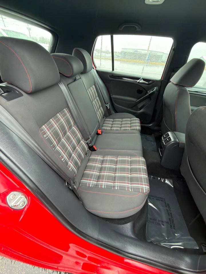 Used 2013 Volkswagen GTI 4-Door FWD image 42