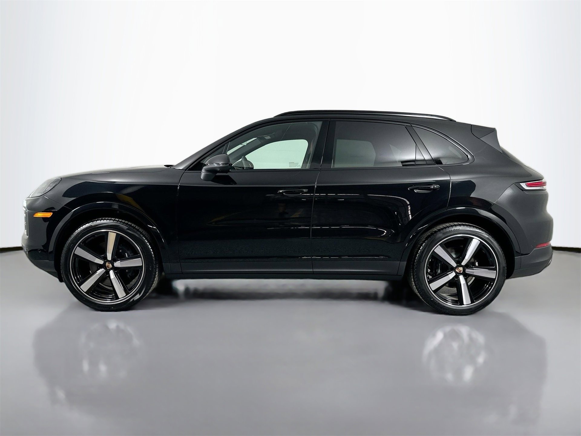New 2026 Porsche Cayenne image 2