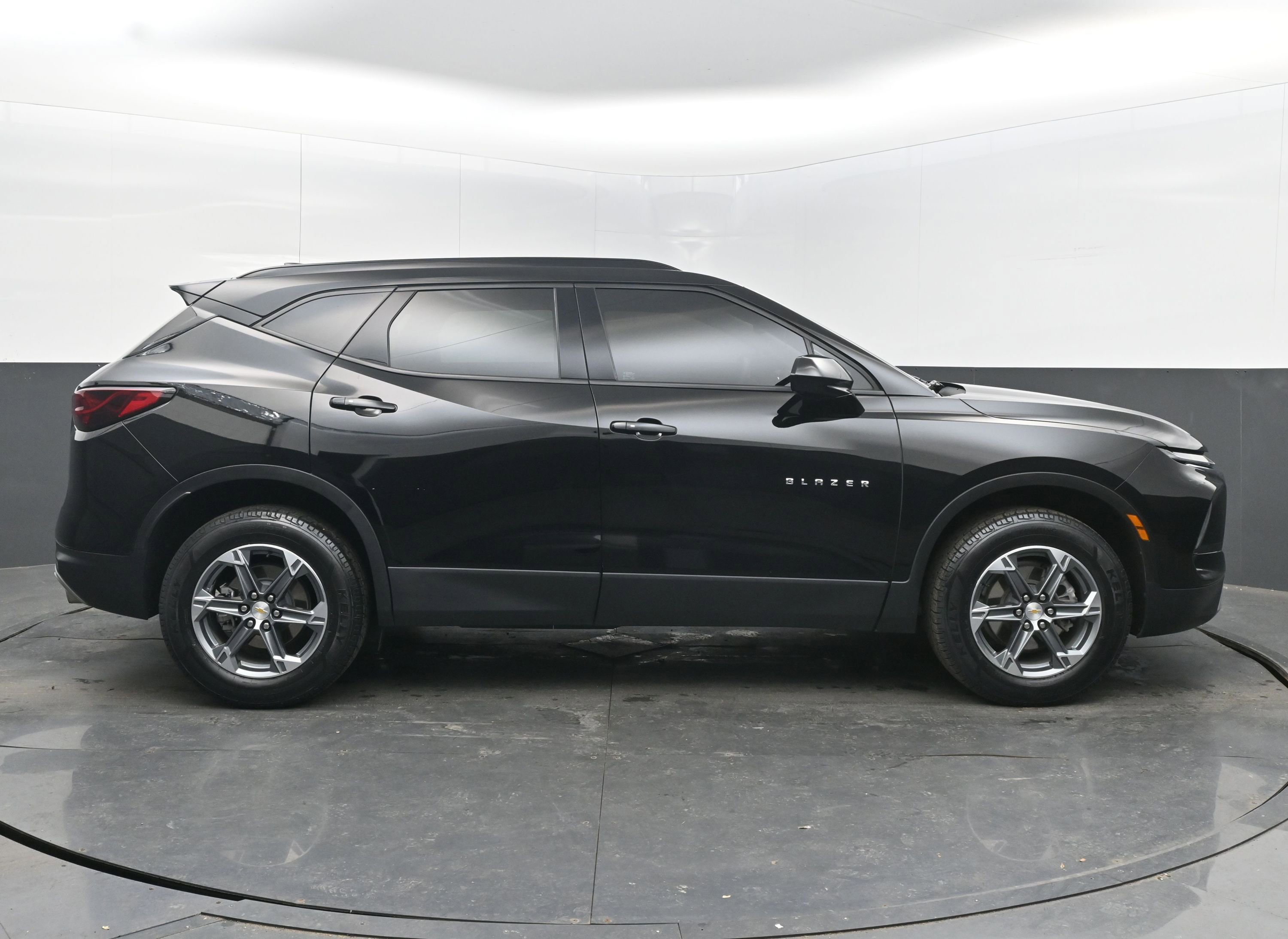 Used 2023 Chevrolet Blazer LT w/ Convenience Package image 10