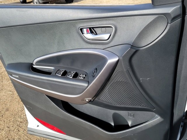 Used 2017 Hyundai Santa Fe Sport 2.0T image 7