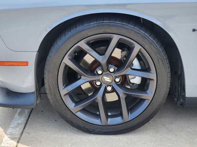 Used 2021 Dodge Challenger R/T w/ Blacktop Package RWD image 10