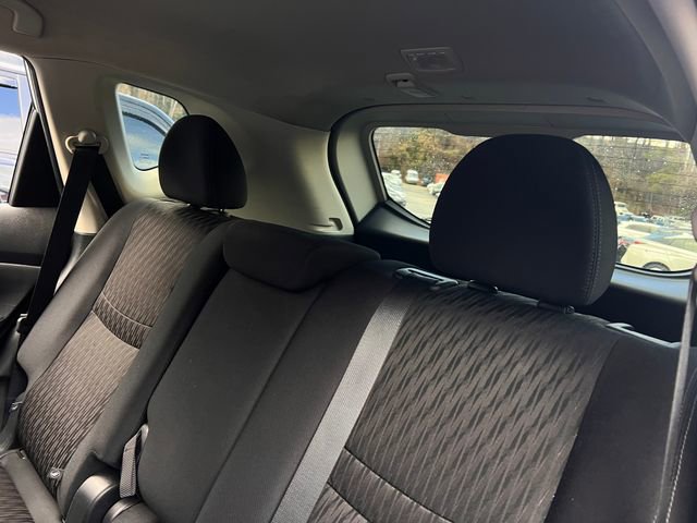 Used 2019 Nissan Rogue SV w/ Premium Package image 20