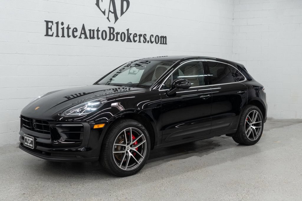 Used 2023 Porsche Macan S AWD/4WD image 38
