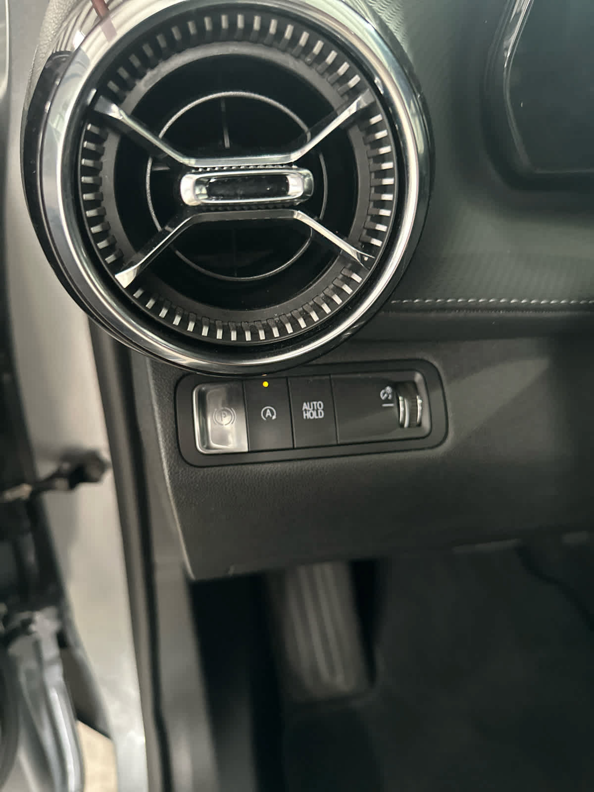 Used 2025 Chevrolet Equinox LT FWD image 23