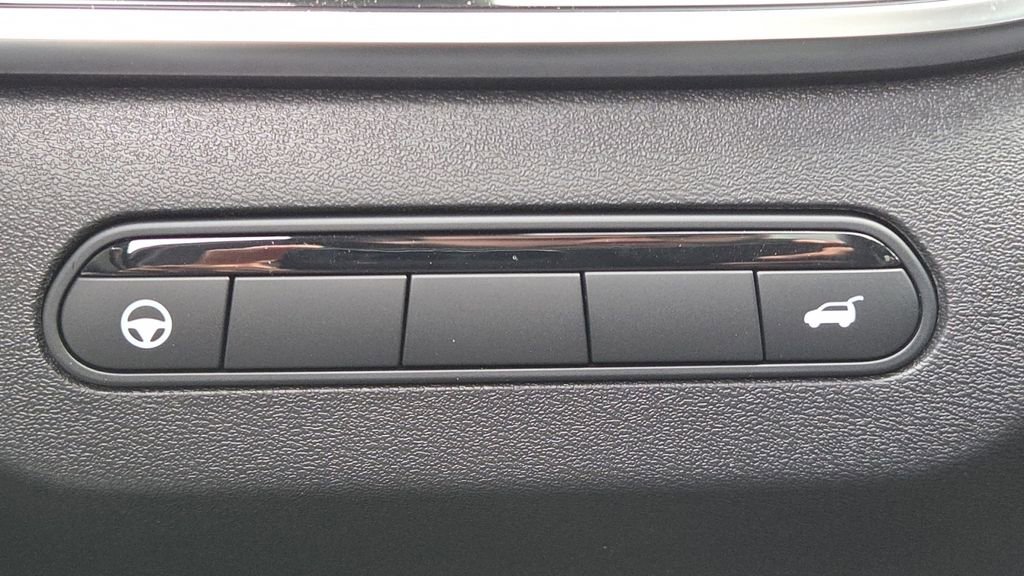 New 2026 INFINITI QX60 Sport w/ Dark Cargo Package image 14