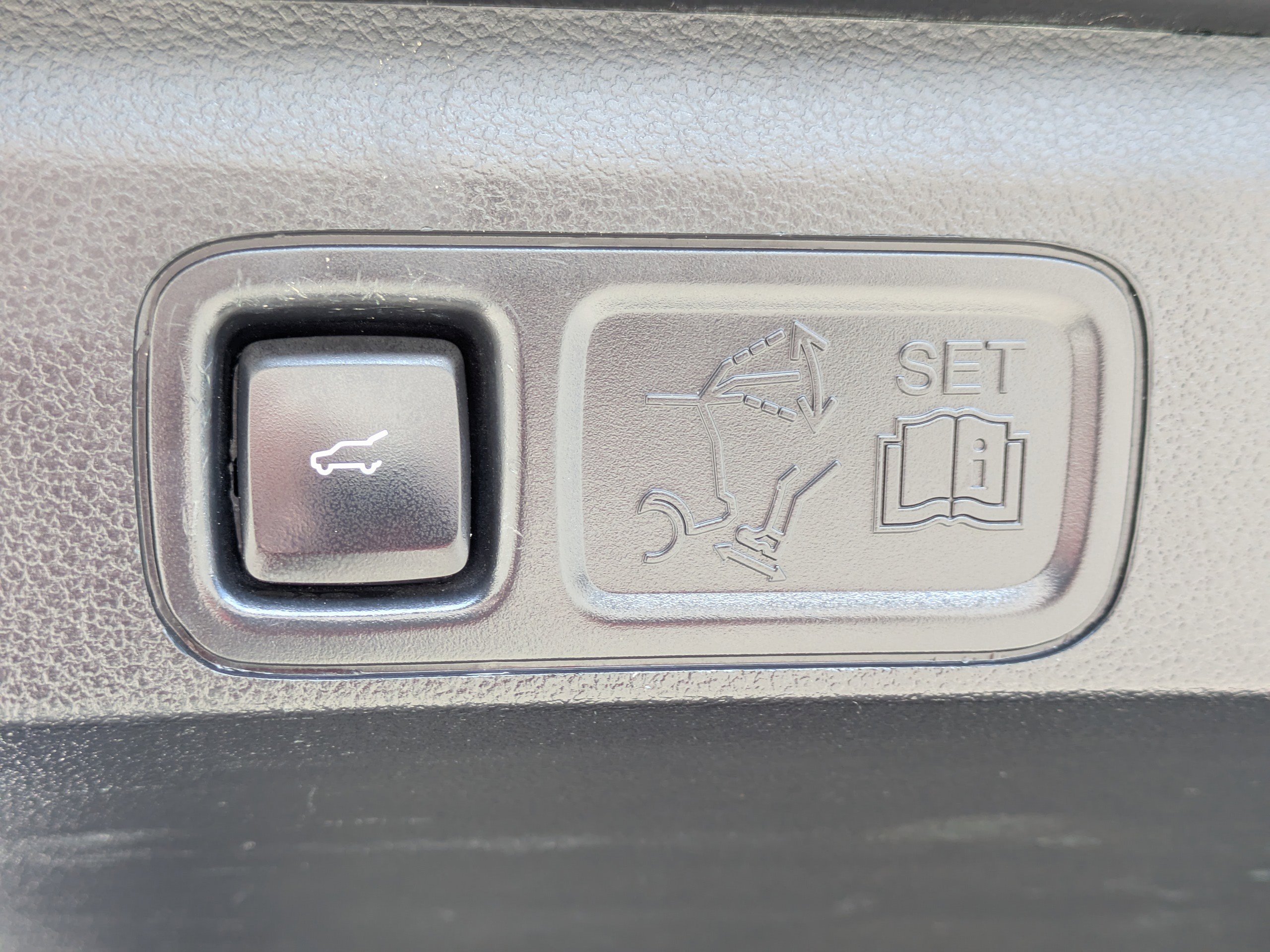 Used 2020 Ford Expedition Limited image 14