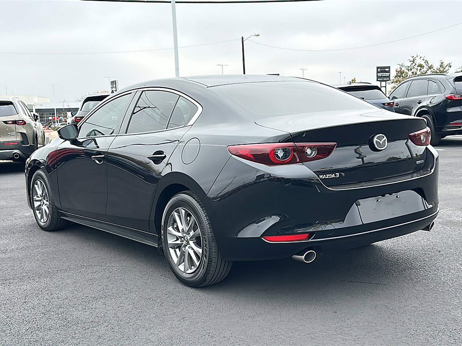 Used 2024 MAZDA MAZDA3 s image 6