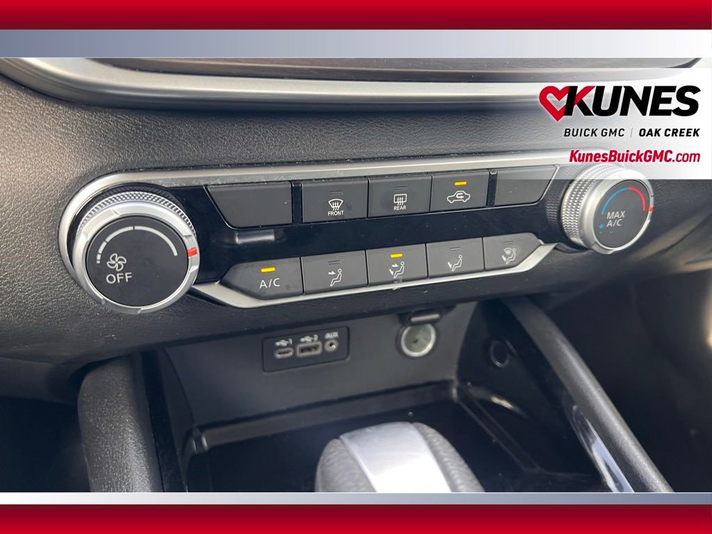 Used 2024 Nissan Altima 2.5 SV image 20