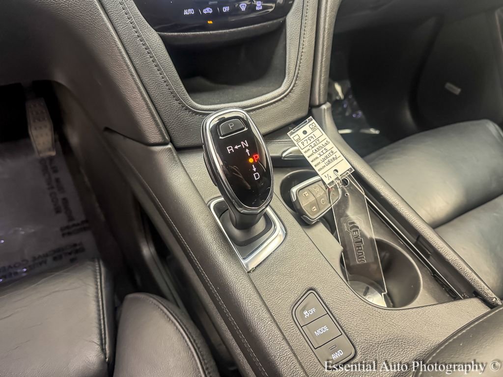 Used 2017 Cadillac XT5 Luxury w/ Driver Awareness Package AWD/4WD image 21