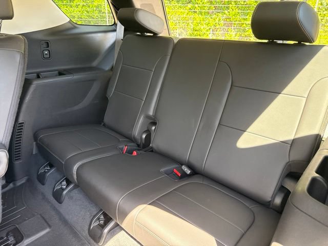 Used 2021 Chevrolet Traverse RS FWD image 26