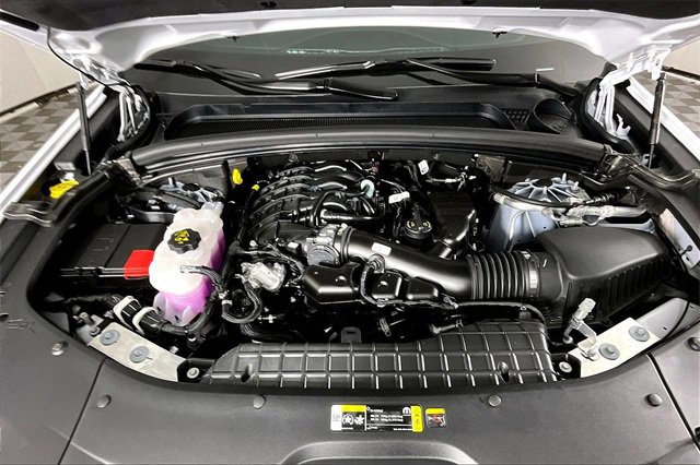 New 2025 Jeep Grand Cherokee L Altitude image 2