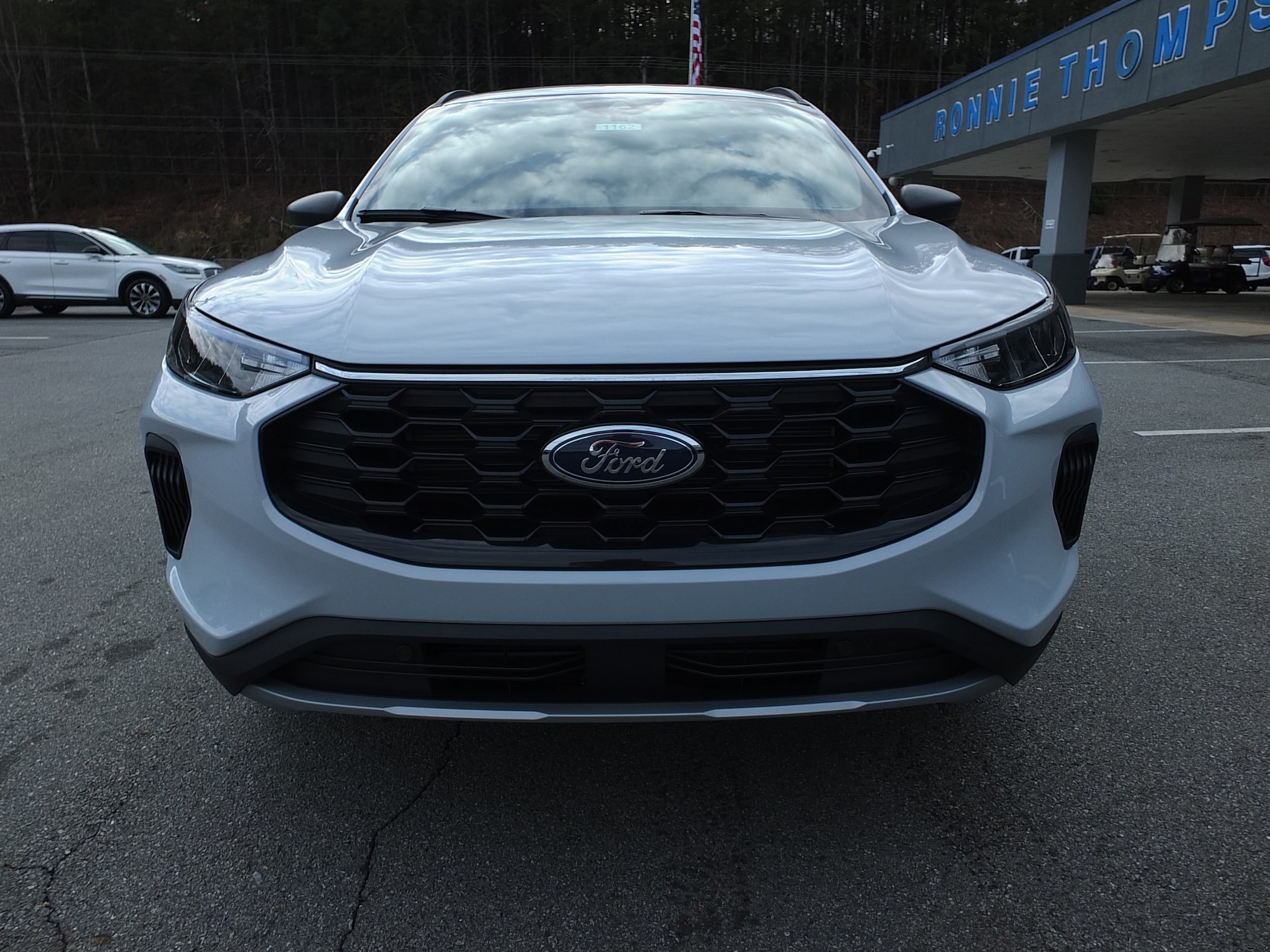 New 2026 Ford Escape ST-Line w/ Tech Pack #1 AWD/4WD image 8