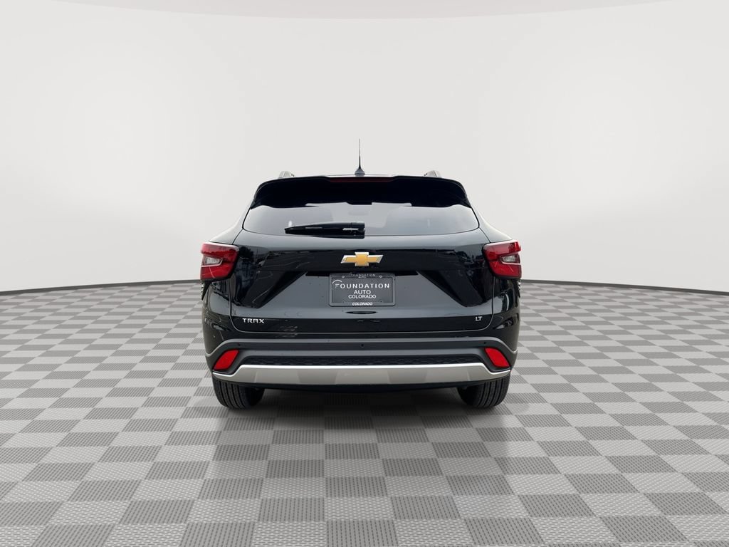 New 2026 Chevrolet Trax LT w/ Driver Confidence Package FWD image 7