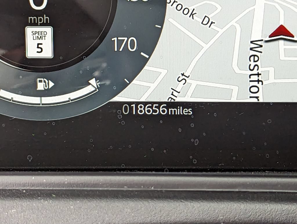 Used 2025 Land Rover Range Rover Velar Dynamic SE AWD/4WD image 19