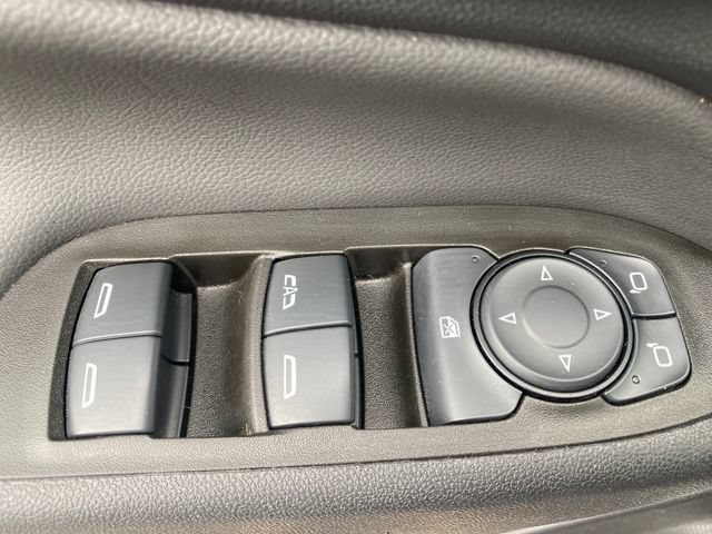 Used 2024 Chevrolet Equinox LT w/ LPO, Floor Liner Package FWD image 17