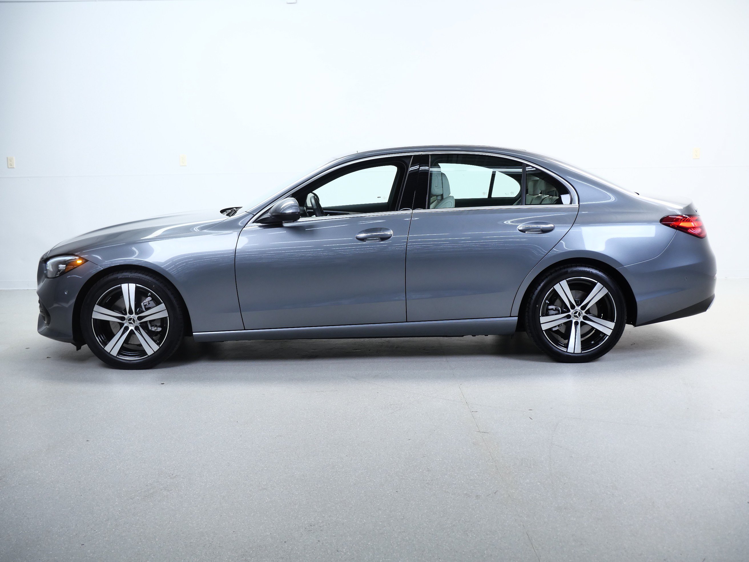 Certified 2023 Mercedes-Benz C 300 4MATIC Sedan image 10