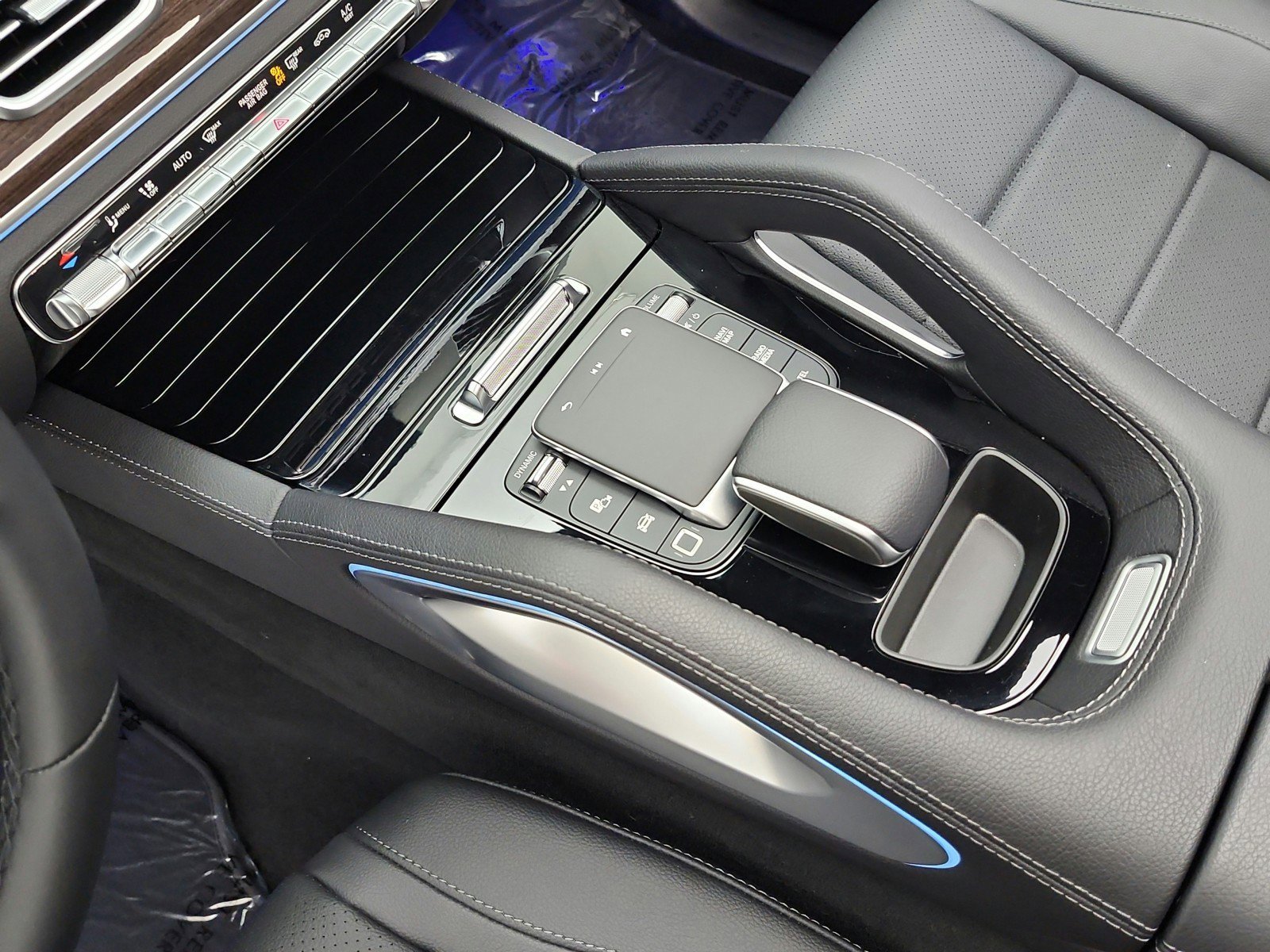 Certified 2025 Mercedes-Benz GLE 350 4MATIC image 11