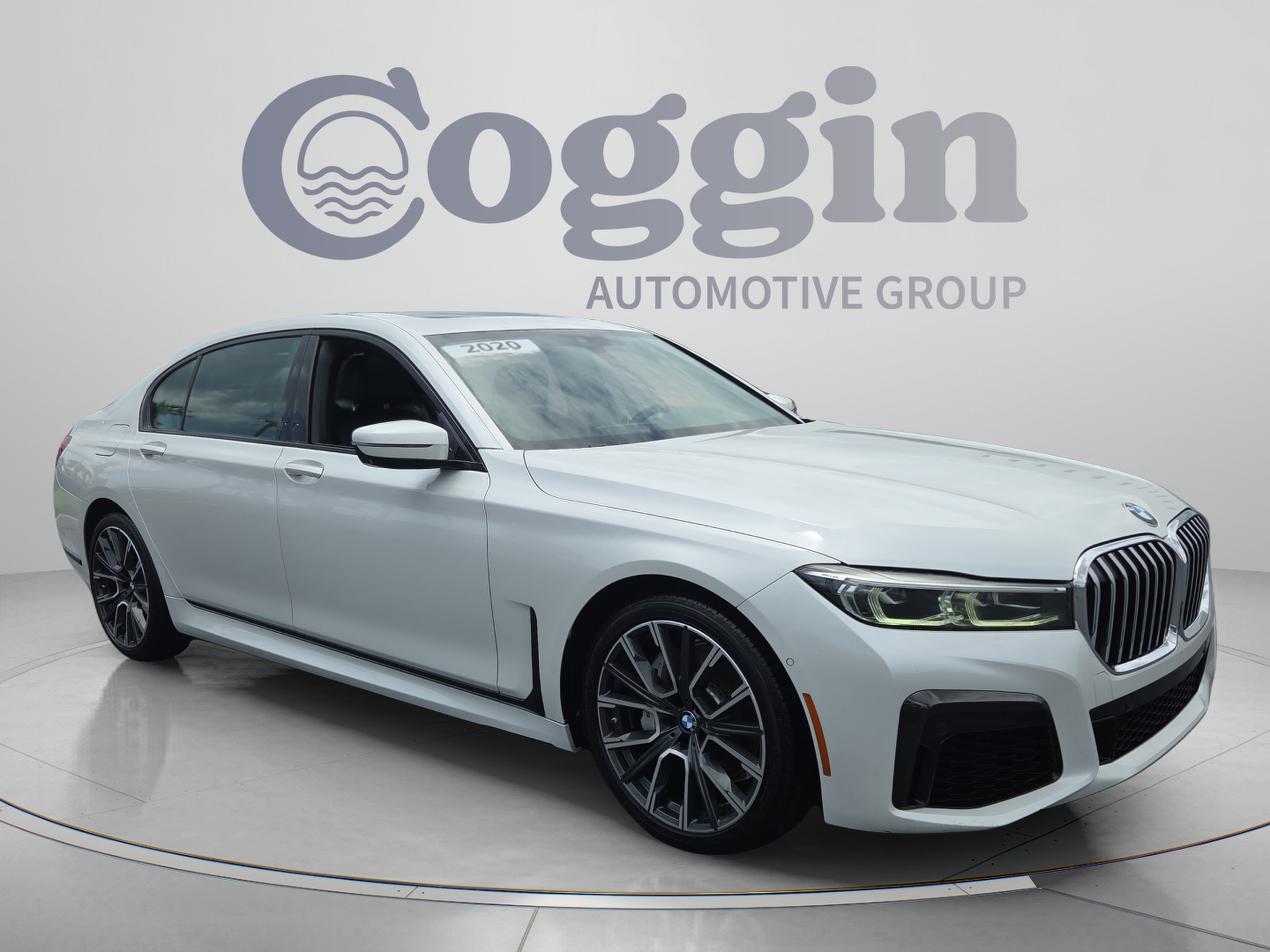 Used 2020 BMW 740i w/ M Sport Package RWD image 7