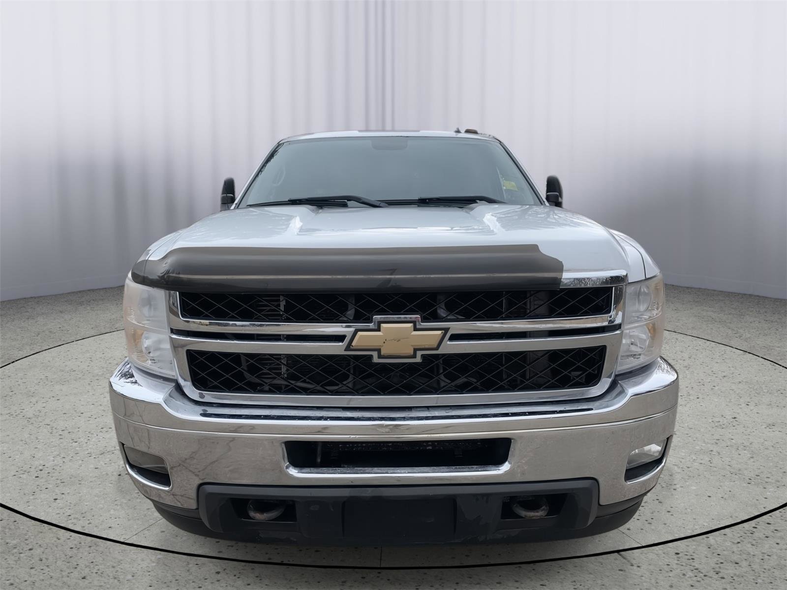 Used 2011 Chevrolet Silverado 2500 LTZ w/ LTZ Plus Package image 2