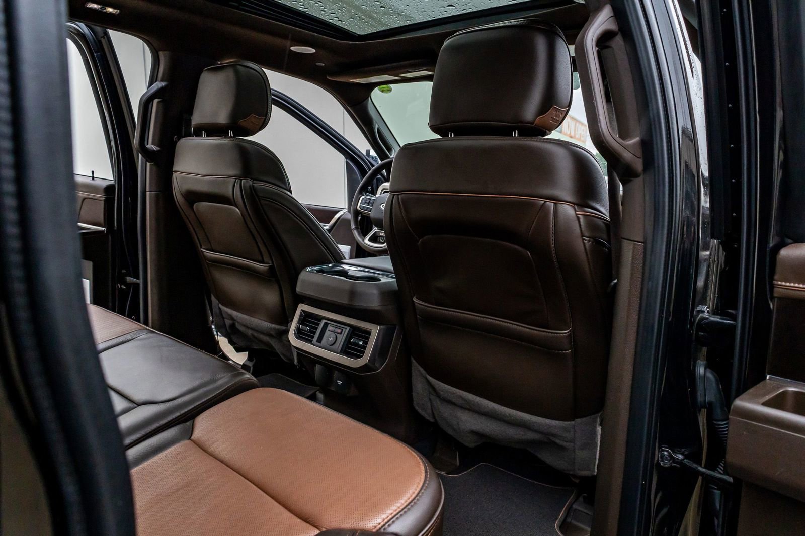 Used 2024 Ford F350 King Ranch w/ Chrome Package image 32