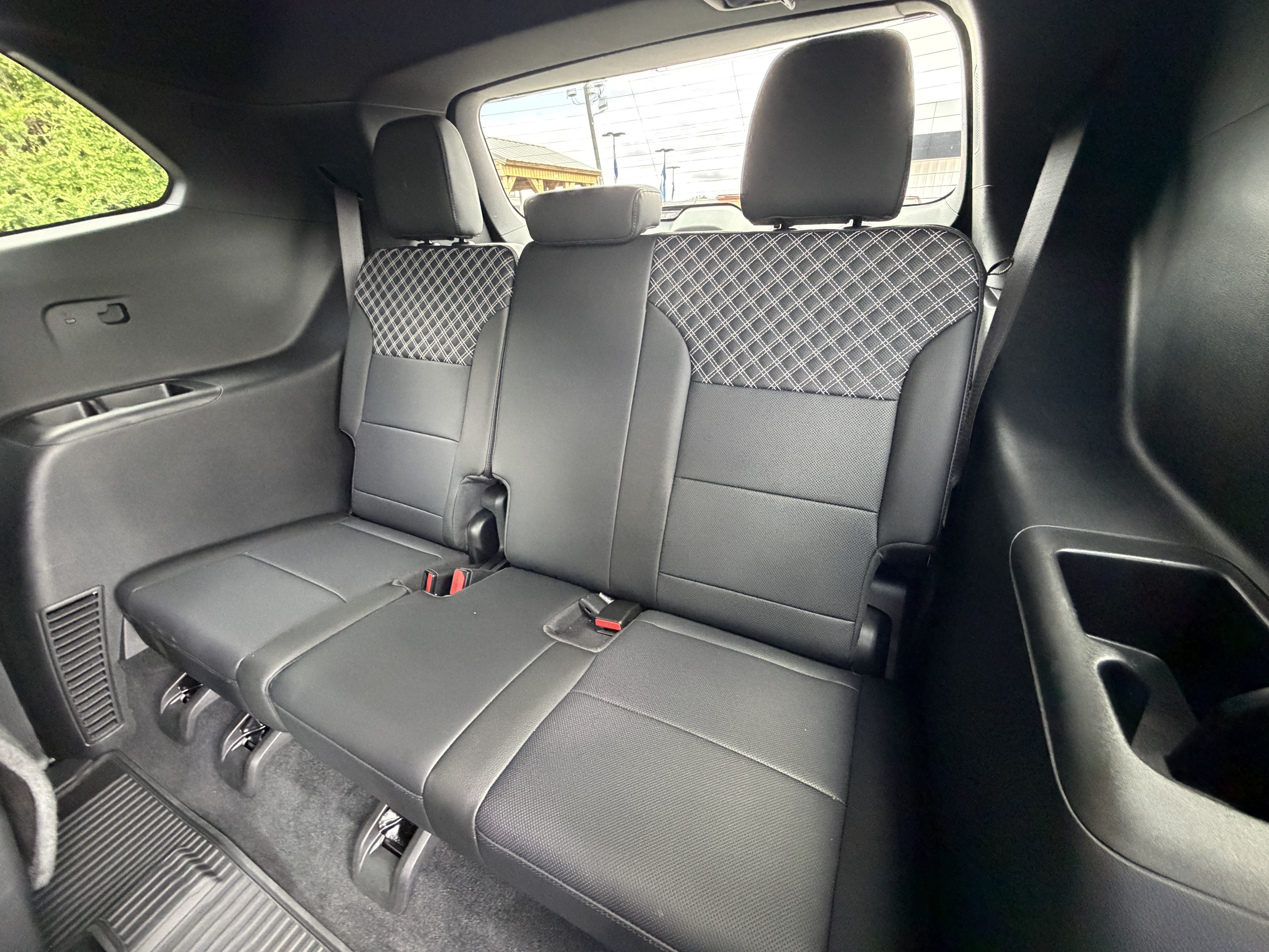 Used 2025 GMC Acadia Denali w/ LPO, Floor Liner Package AWD/4WD image 19