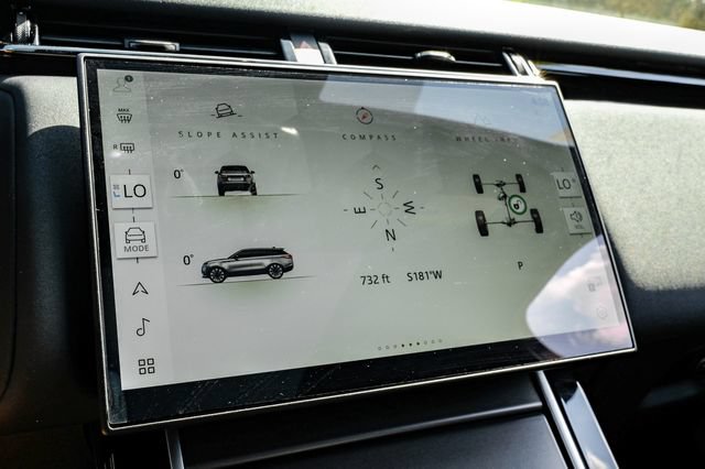 New 2026 Land Rover Range Rover Velar S AWD/4WD image 31