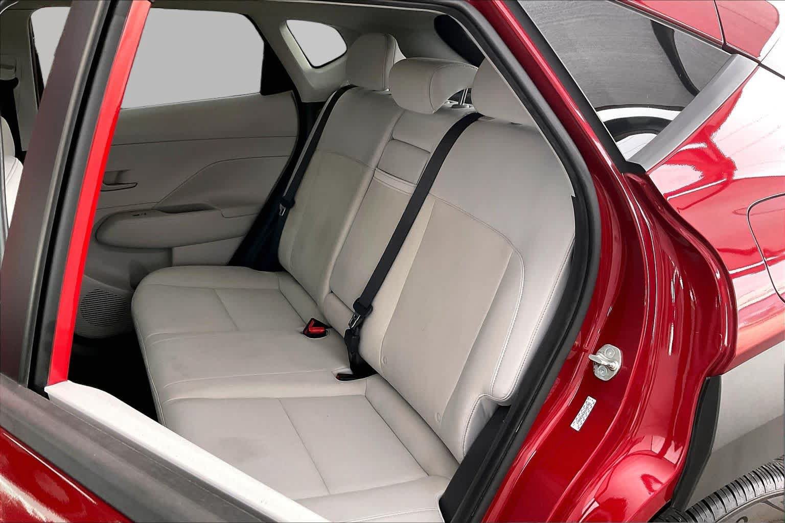 Certified 2024 Hyundai Kona SEL FWD image 21