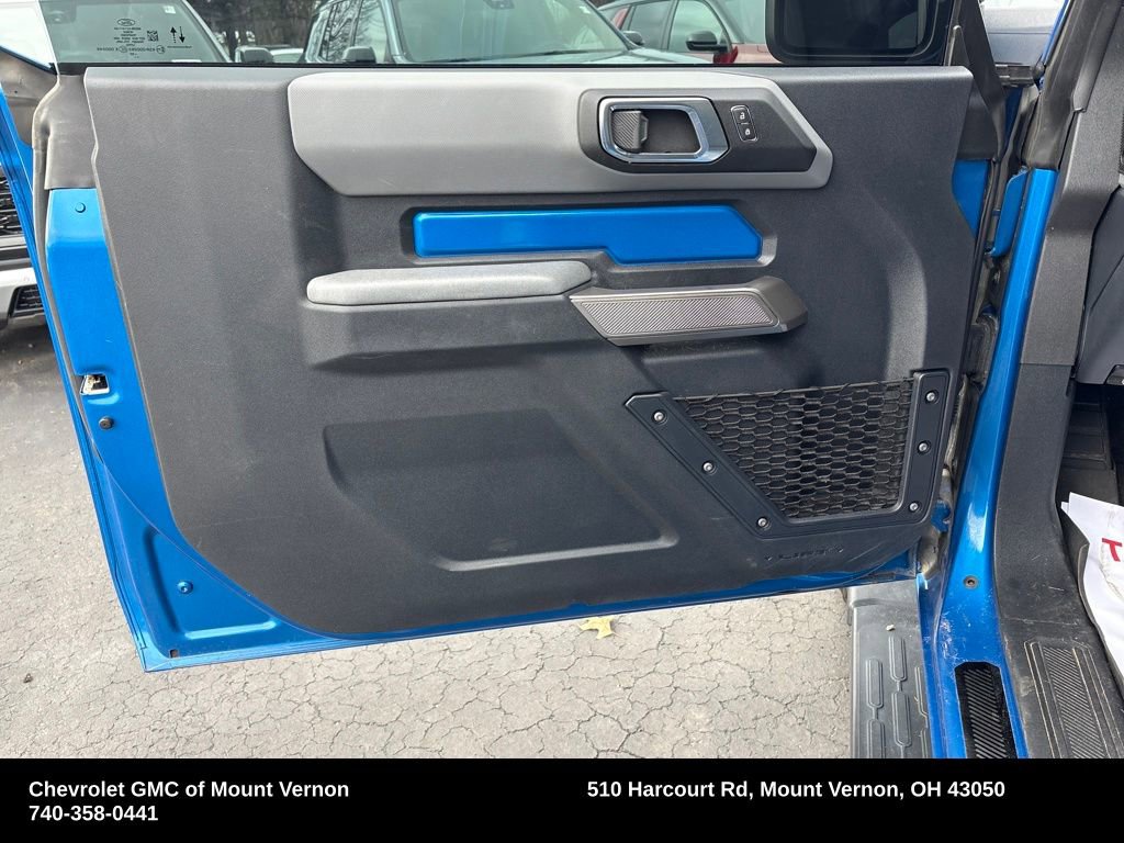 Used 2022 Ford Bronco Black Diamond image 12