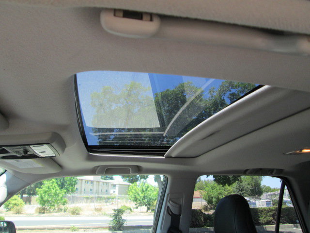 Used 2011 Toyota 4Runner Limited image 13