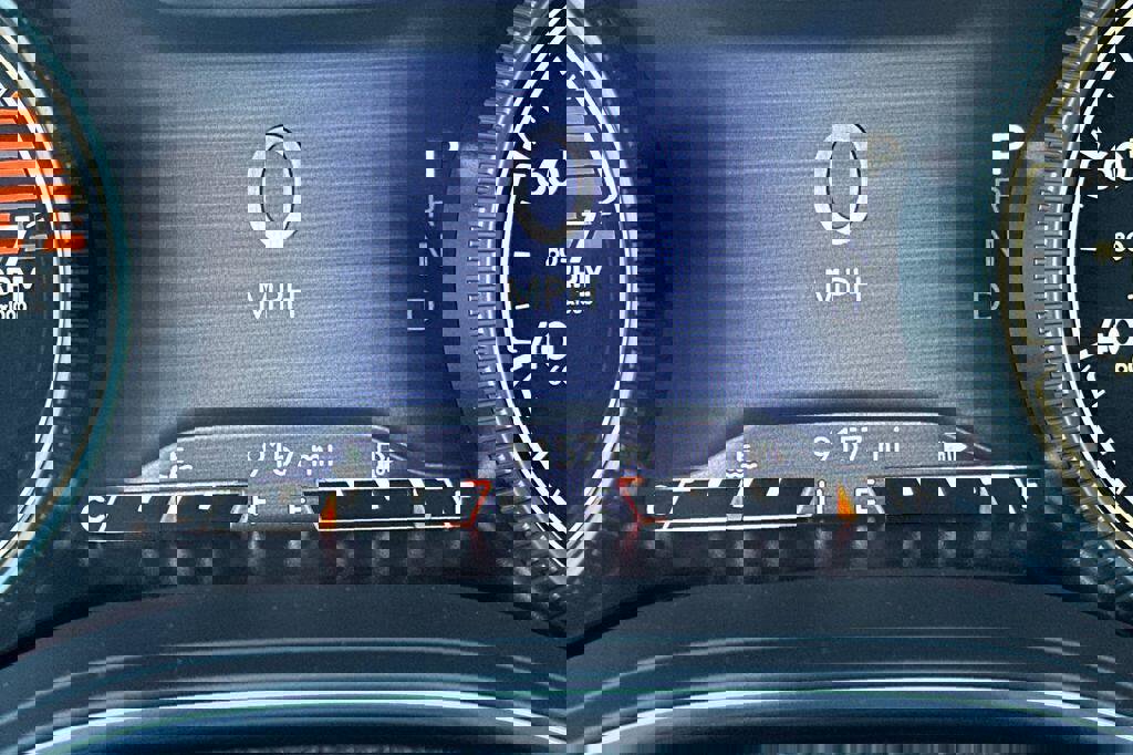 Used 2023 Jeep Cherokee Altitude Lux w/ Lux Elite Package image 28