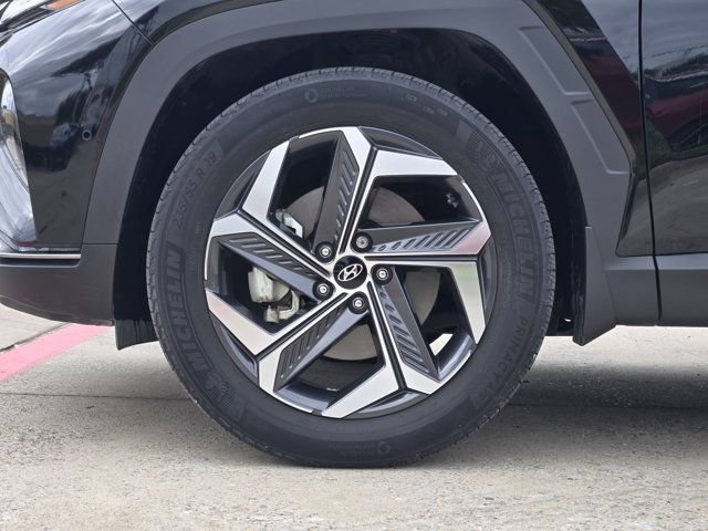 Certified 2023 Hyundai Tucson Limited FWD image 11
