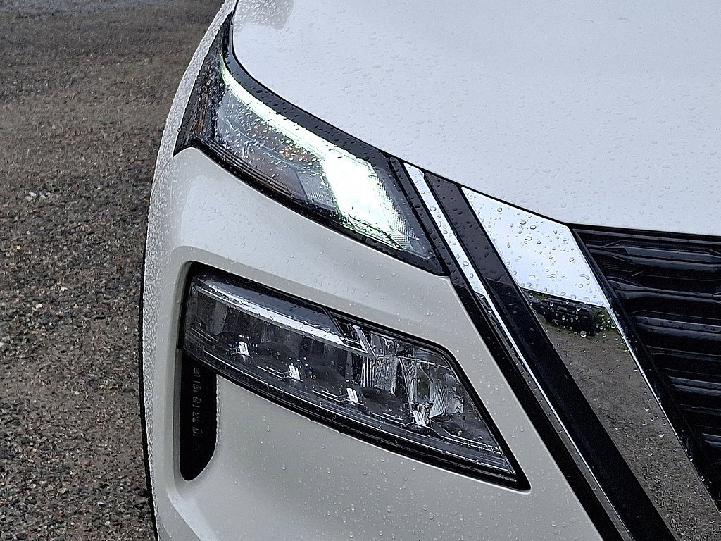 Certified 2023 Nissan Rogue SV AWD/4WD image 27