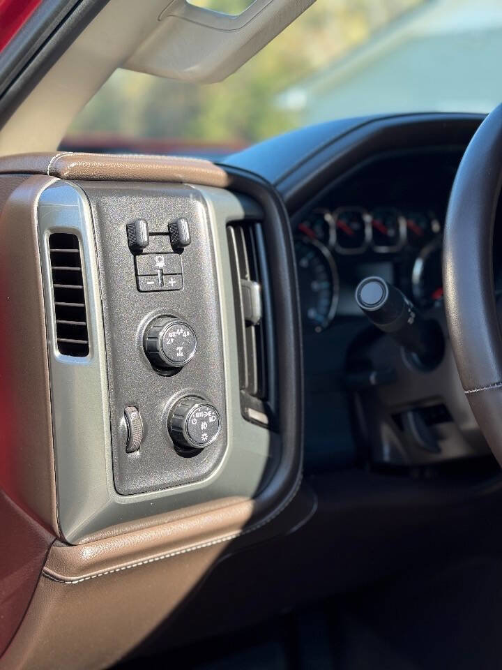 Used 2018 Chevrolet Silverado 1500 LTZ w/ Texas Edition image 18