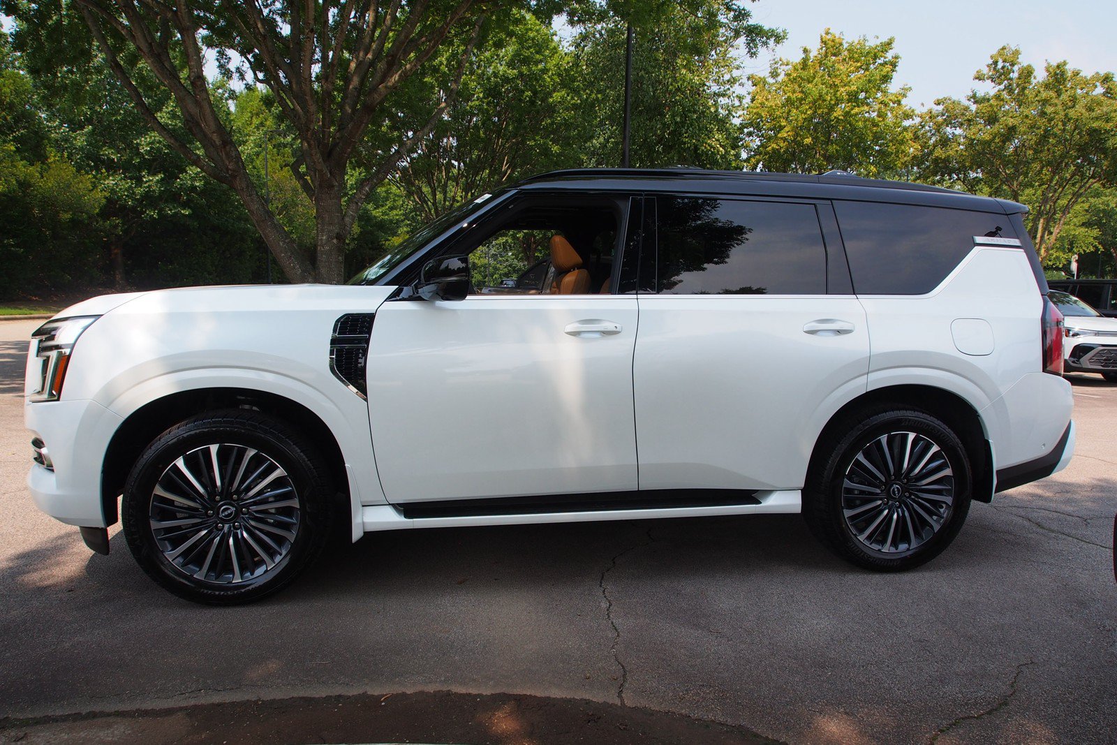New 2026 Nissan Armada Platinum Reserve AWD/4WD image 4