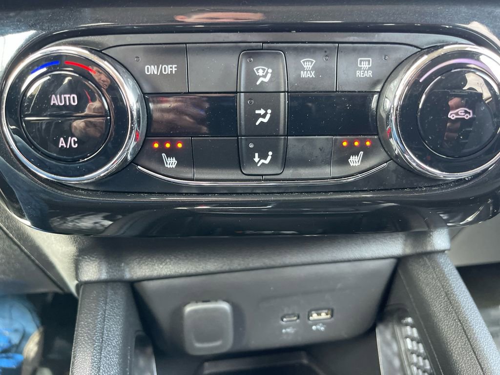 Used 2024 Chevrolet TrailBlazer LT w/ Convenience Package image 20