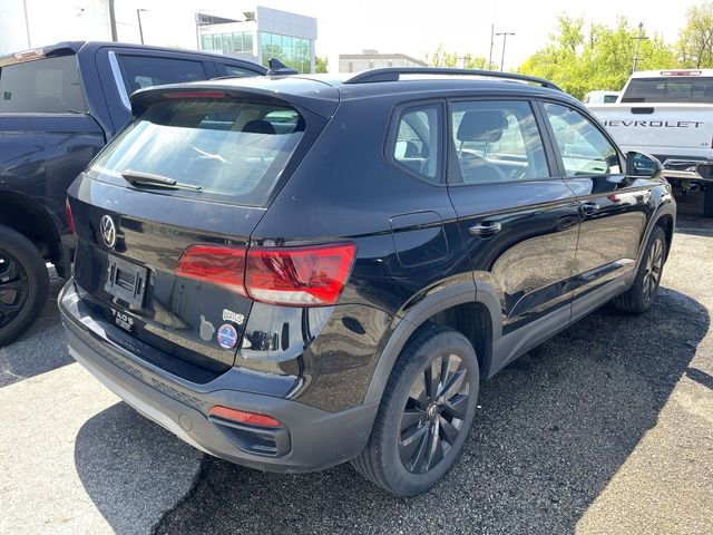 Used 2022 Volkswagen Taos S FWD image 9
