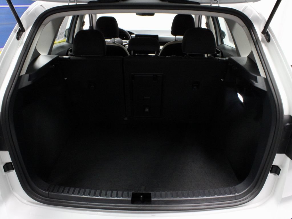 Used 2025 Volkswagen Taos S AWD/4WD image 14