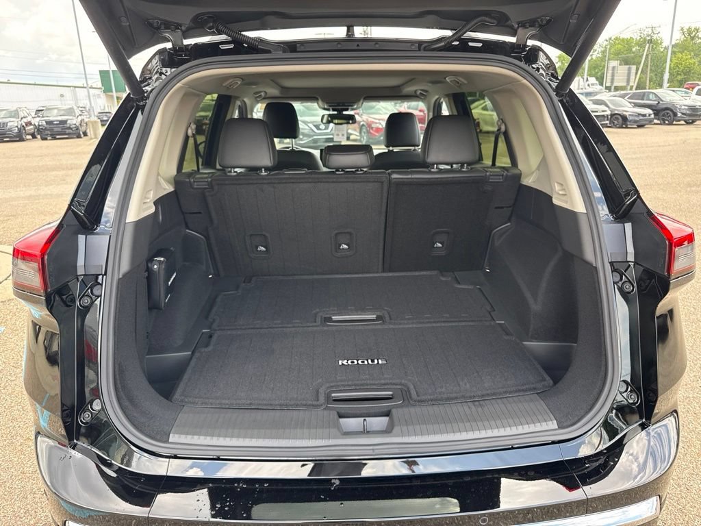 New 2026 Nissan Rogue Platinum AWD/4WD image 36