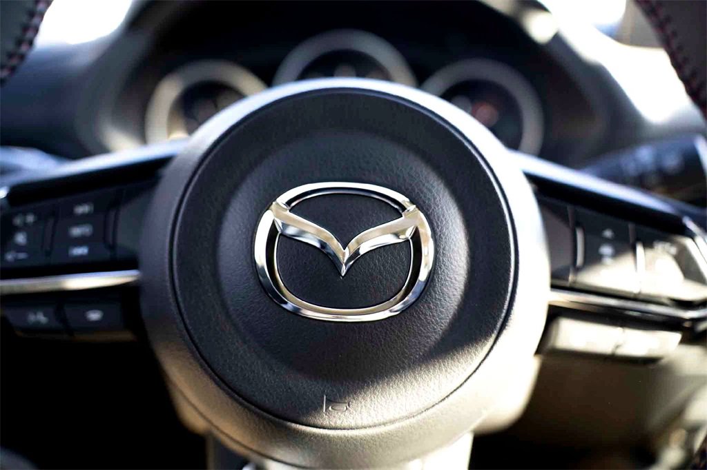 New 2025 MAZDA CX-5 Carbon Edition image 12