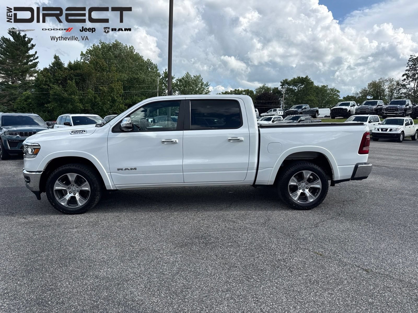 Used 2022 RAM 1500 Laramie AWD/4WD image 2