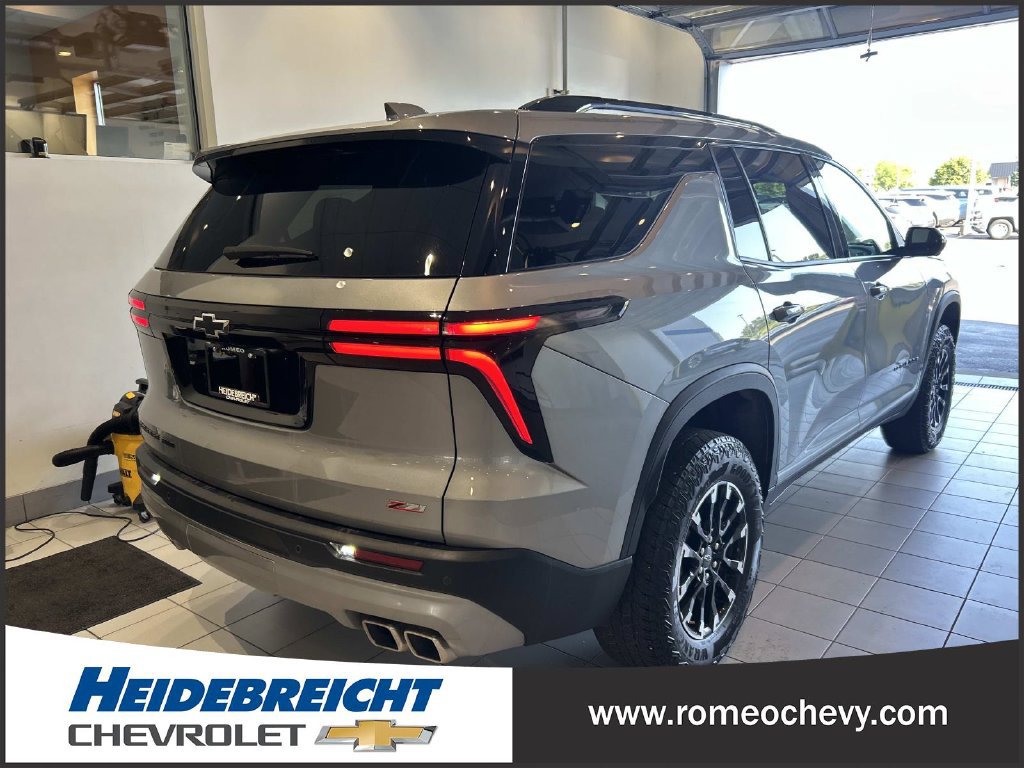 Certified 2024 Chevrolet Traverse Z71 w/ LPO, Floor Liner Package AWD/4WD image 4