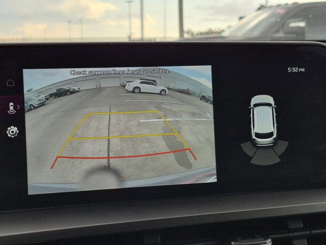 Used 2025 Kia Telluride S FWD image 12