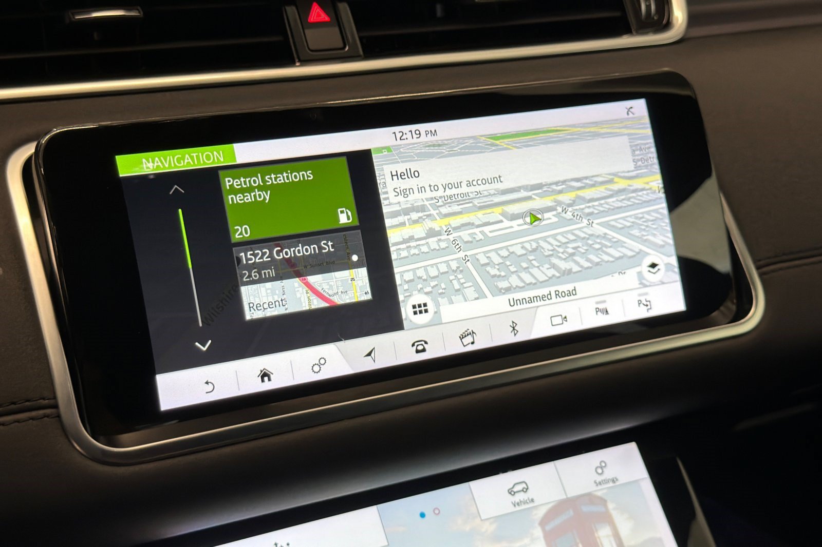 Used 2020 Land Rover Range Rover Evoque SE AWD/4WD image 19