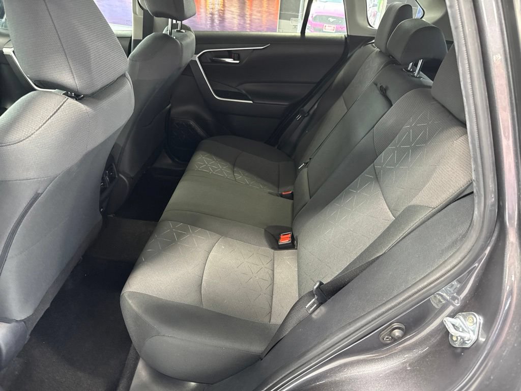 Used 2024 Toyota RAV4 XLE FWD image 11