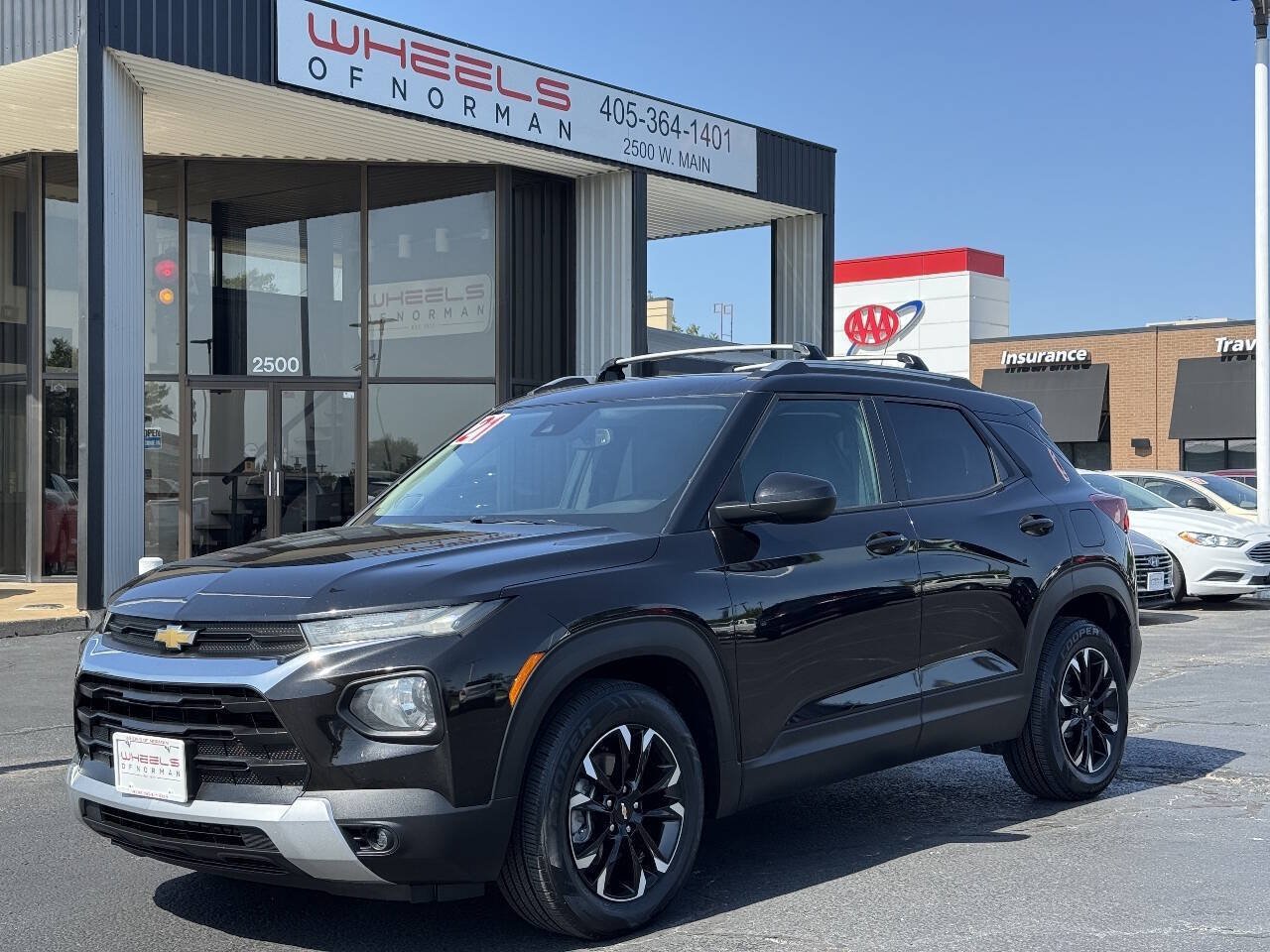 Used 2021 Chevrolet TrailBlazer LT w/ Convenience Package FWD image 1