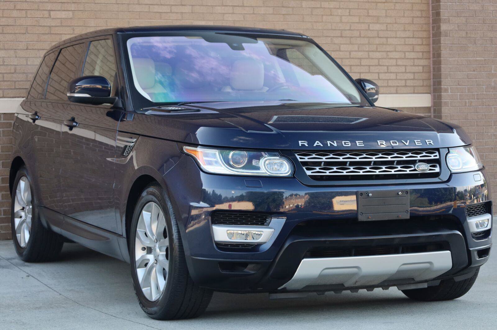 Used 2016 Land Rover Range Rover Sport HSE AWD/4WD image 7