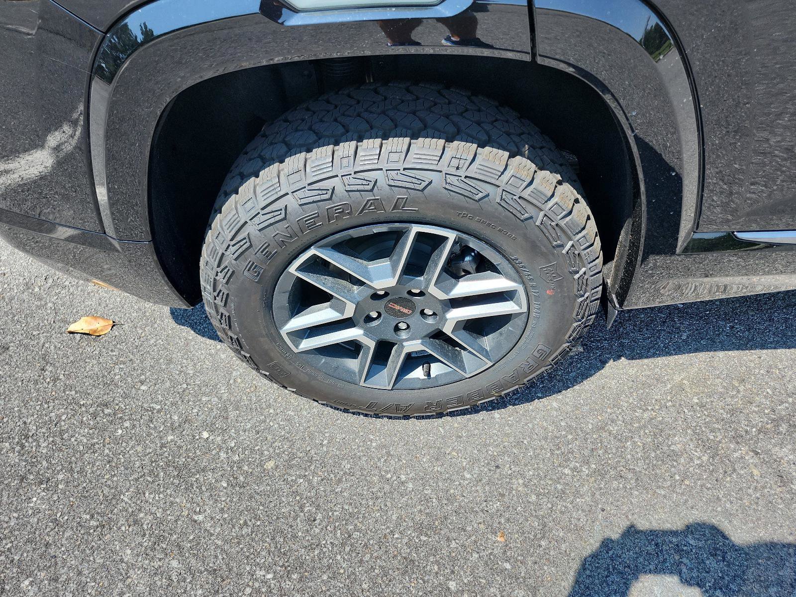 New 2026 GMC Terrain AT4 w/ Convenience Package III image 5