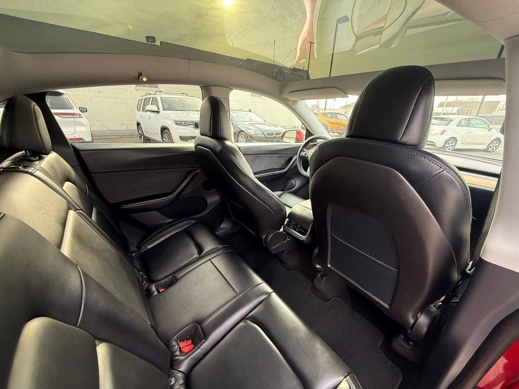 Used 2020 Tesla Model Y Long Range image 23