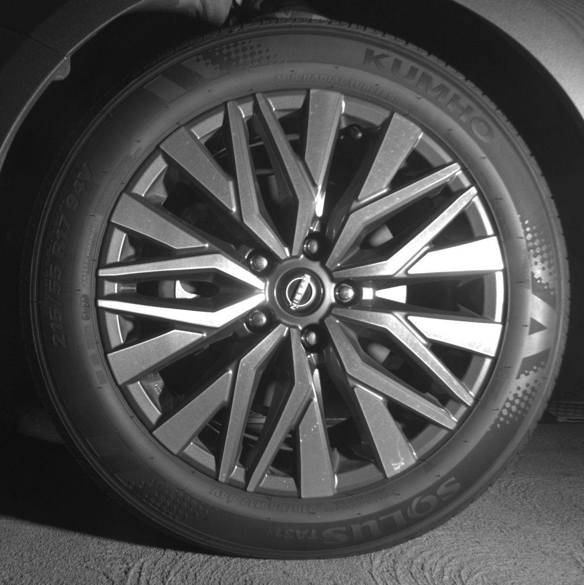 Used 2025 Nissan Altima 2.5 SV image 12